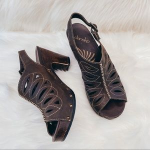 Dansko Leather Clogs Slingback Cut Out Mules 39
